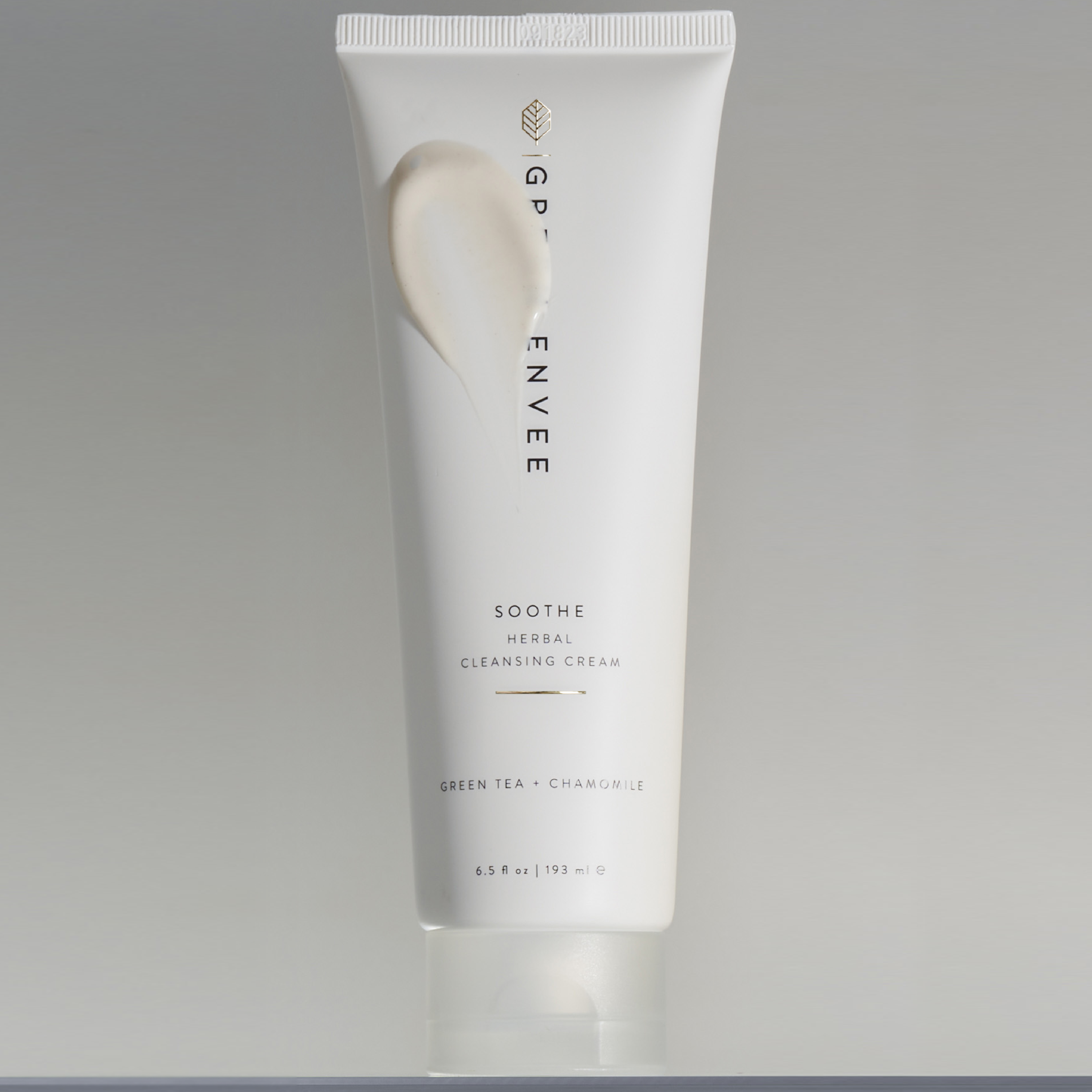 Green Envee Soothe Herbal Cleansing Cream.