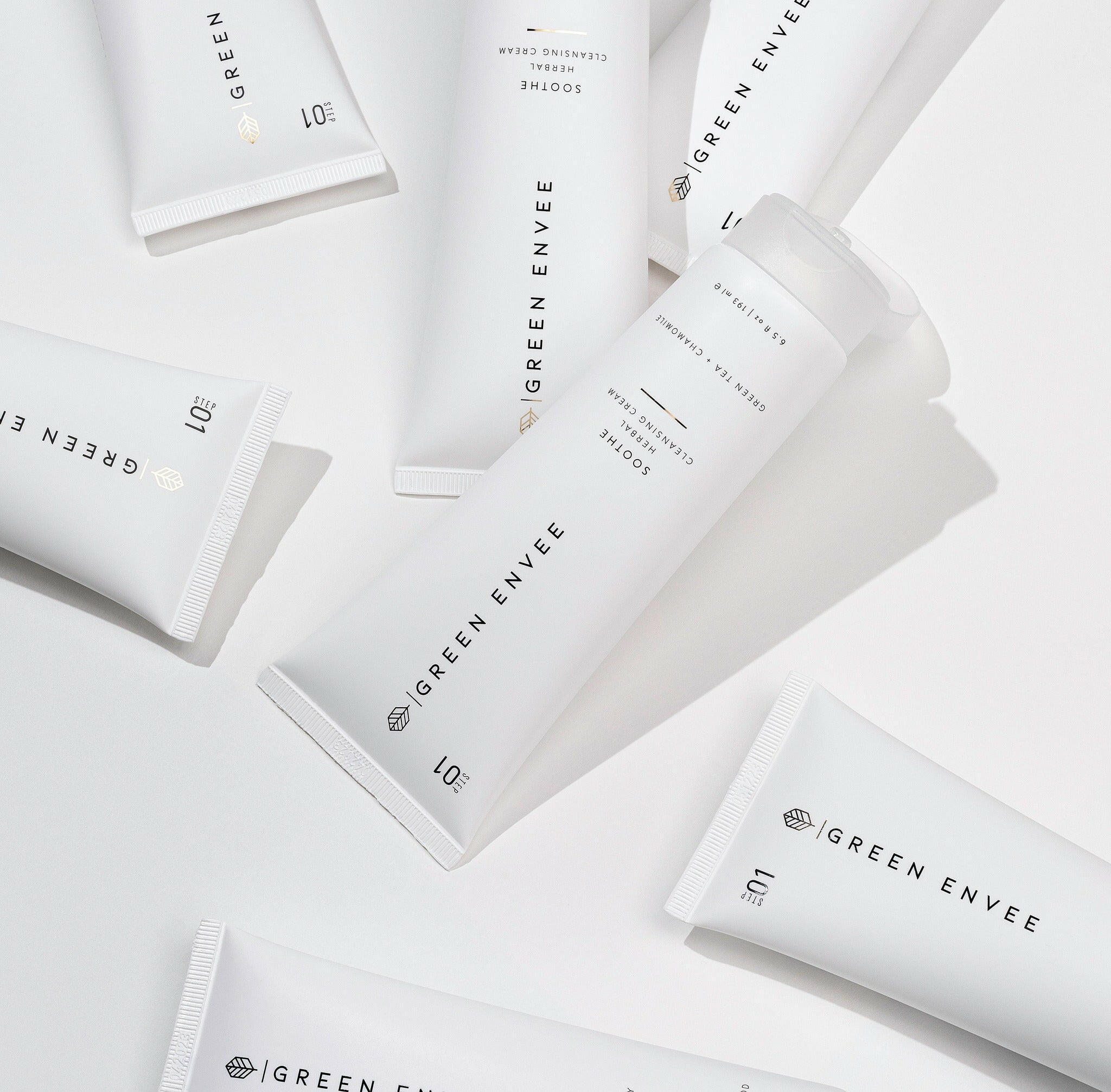 Green Envee Soothe Herbal Cleansing Cream.